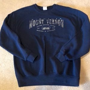 Mount Vernon crewneck sweatshirt